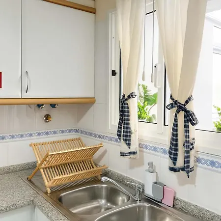 Armando House Ocean View *