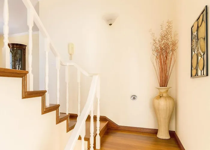 Armando House Ocean View 度假居 *