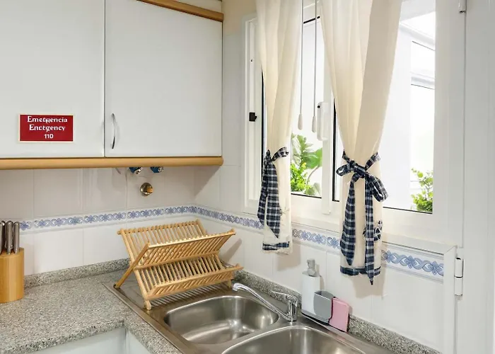 Armando House Ocean View *