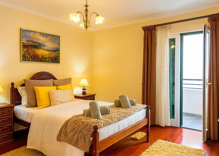 Armando House Ocean View 度假居 *